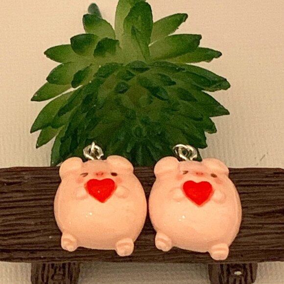 Pig Earring, Gift Idea, Silly Animal Earring, Heart Earring, Valentine's Day - Picture 2 of 7